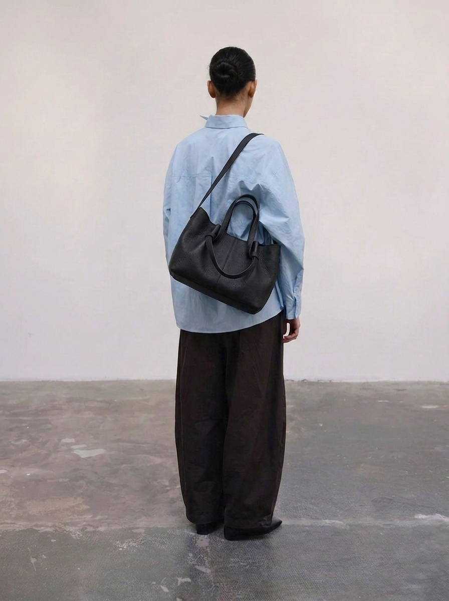 Soft Minimal Crossbody Bag